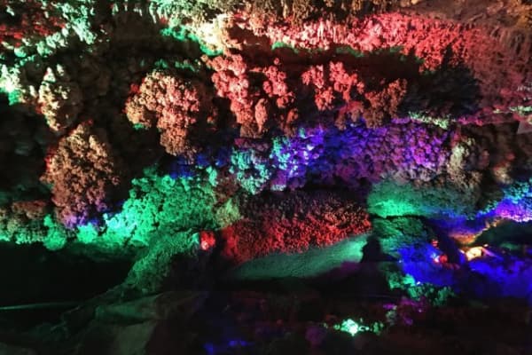 红岩岭自然风景区2026门票价格、游玩攻略